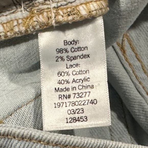 🍁 SO Crochet Front Shorts | Size 0 - Picture 4 of 4